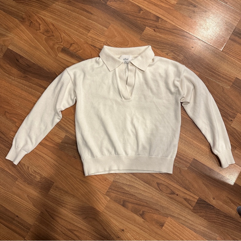 Aritzia Cream V-Neck Sweater with Ribbed Collar